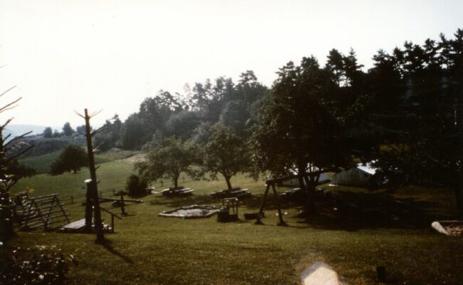 Bild von 1982 Spielplatz